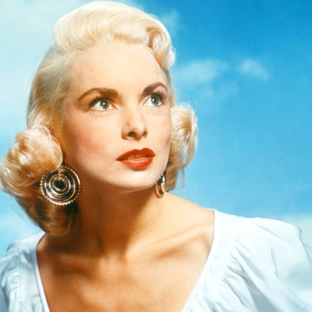 ♡♡♡ Treat yourself ♡♡♡ She deserves it ❣❣